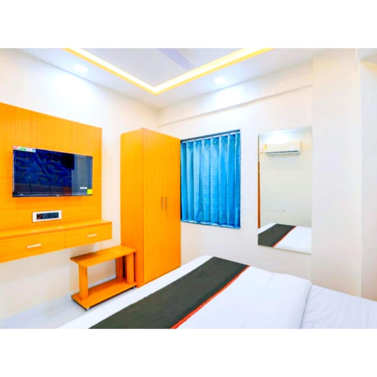 Hotel Exotic Ahmedabad Ngoại thất bức ảnh
