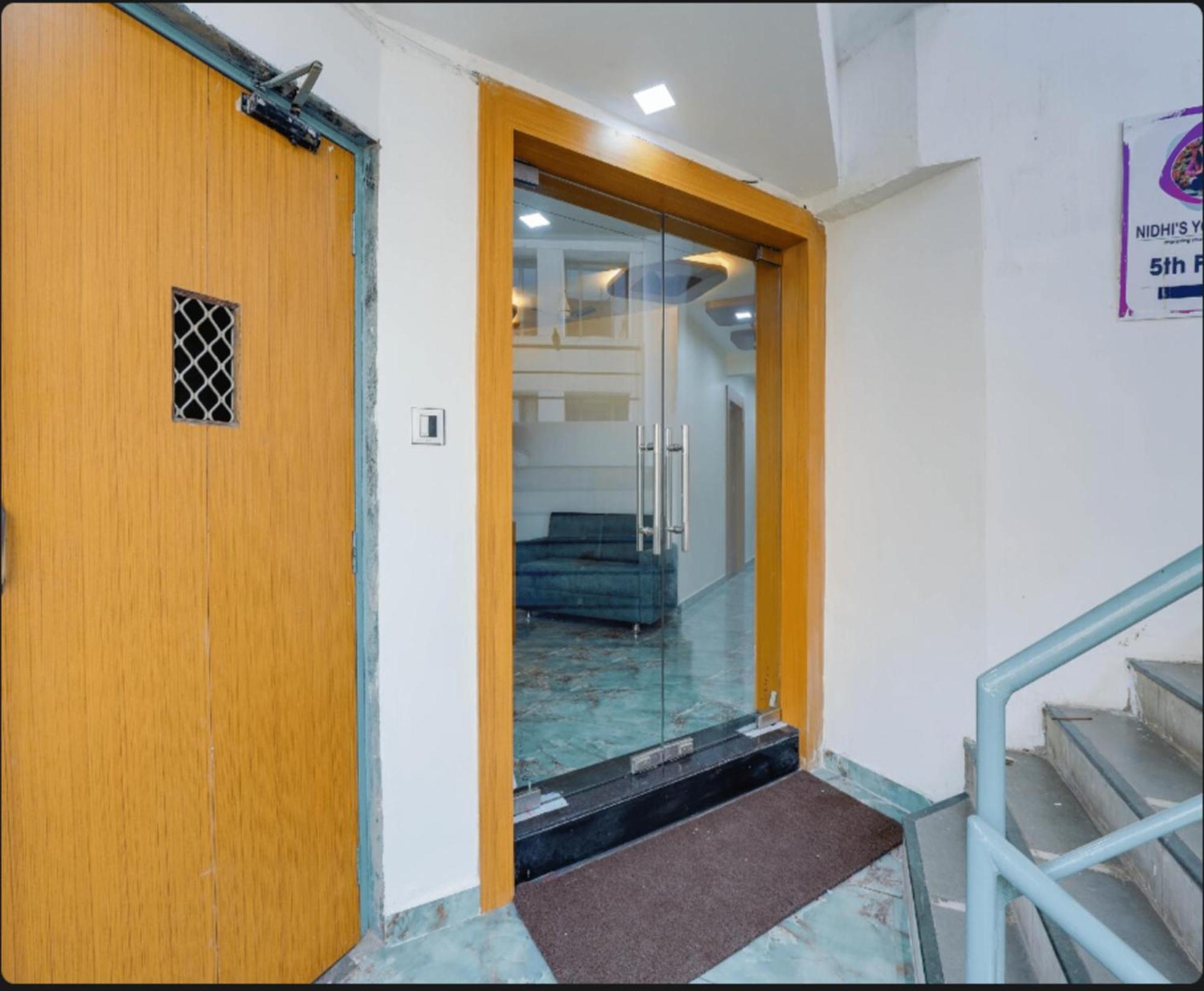 Hotel Exotic Ahmedabad Ngoại thất bức ảnh