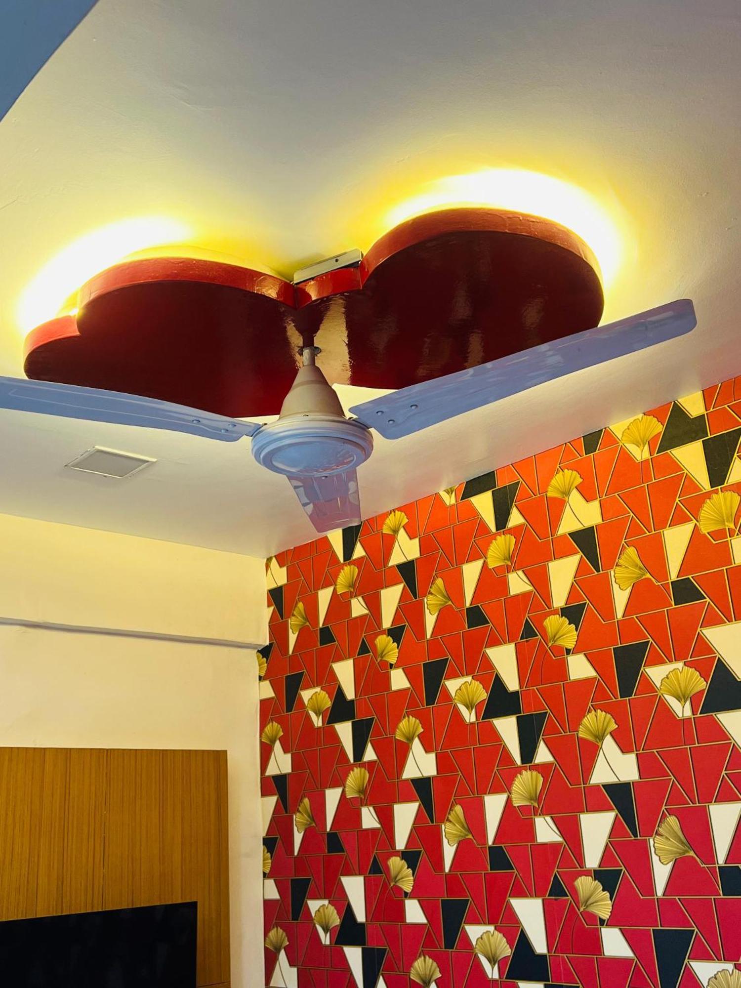 Hotel Exotic Ahmedabad Ngoại thất bức ảnh